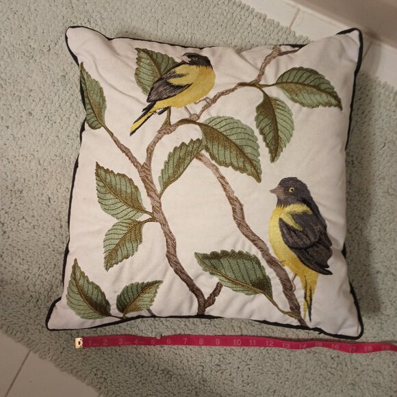 18 inch Chickadee throw pillow - Picture 1 of 3